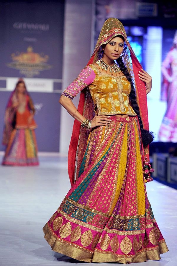 Buy Somnath Women's Embroidered Silk Ethnic Wear Semi-stitched Rajasthani  Rajputi Poshak Lehenga Choli With Dupatta Set |SJJ-14|Yellow-01 at Amazon.in